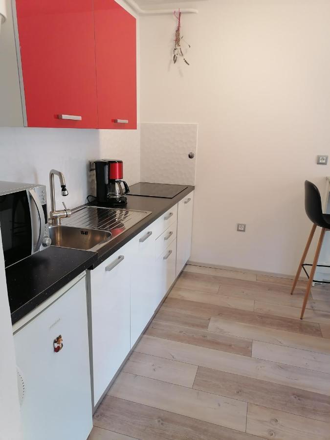 Apartman Ester Pula Exterior foto