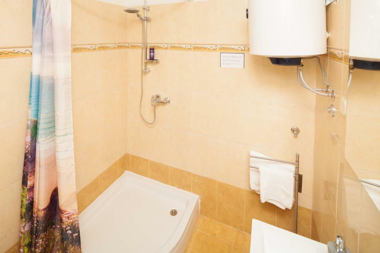 Apartman Ester Pula Exterior foto